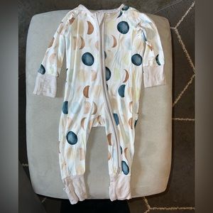 Little Sleepies Luna Neutral Zippy